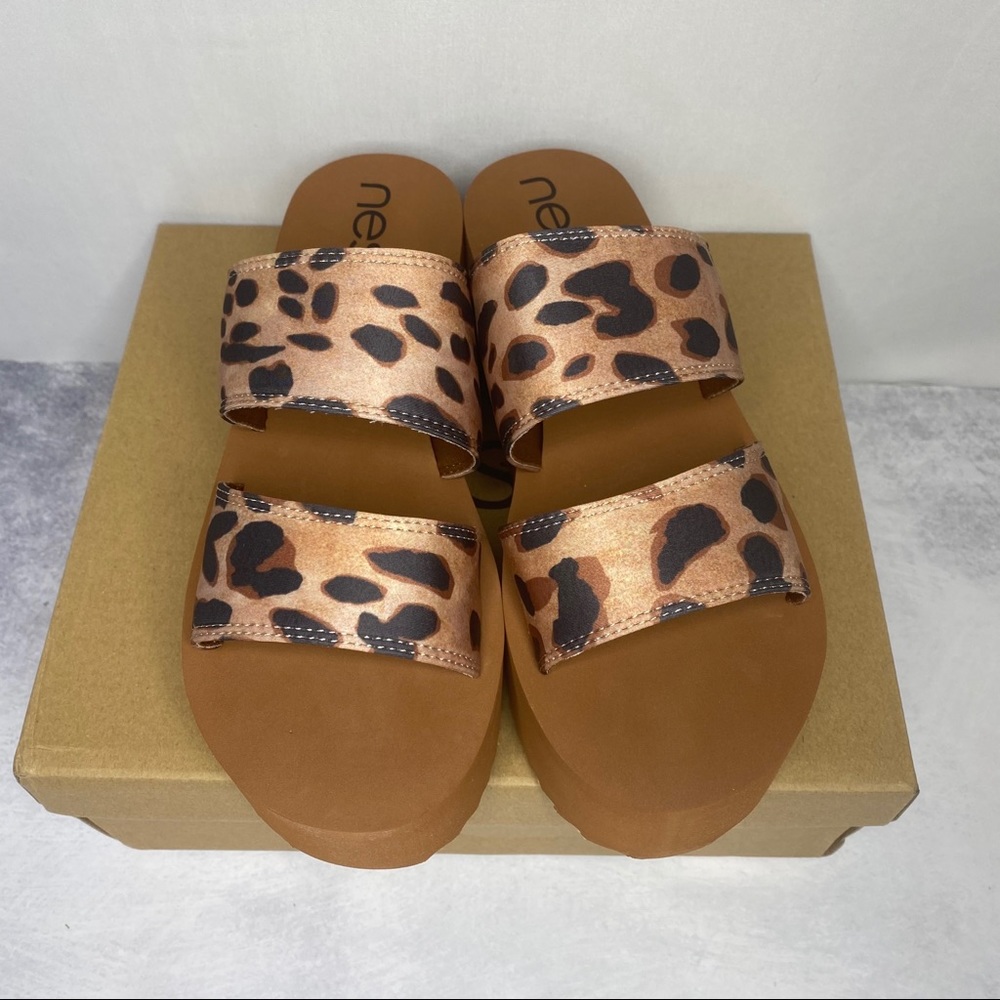 Nest Dual Strap Platform Sandal Leopard Animal